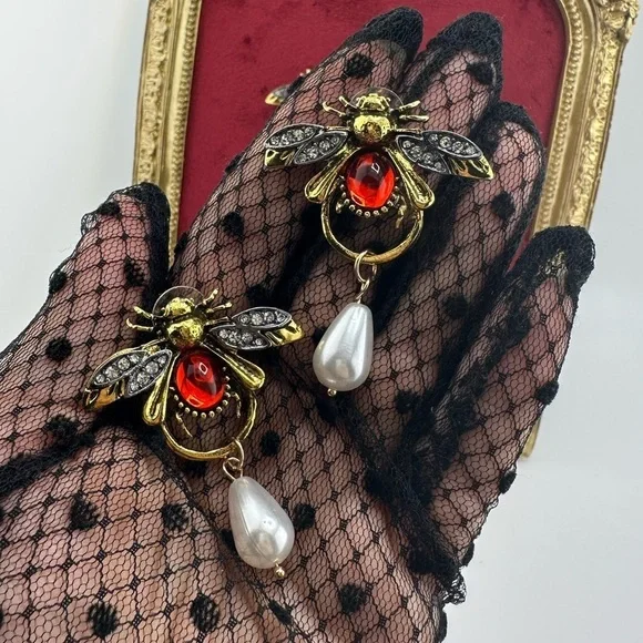 Vintage Luxury Honeybee Gold Red Pearl Drop Earrings - Picture 4 of 12